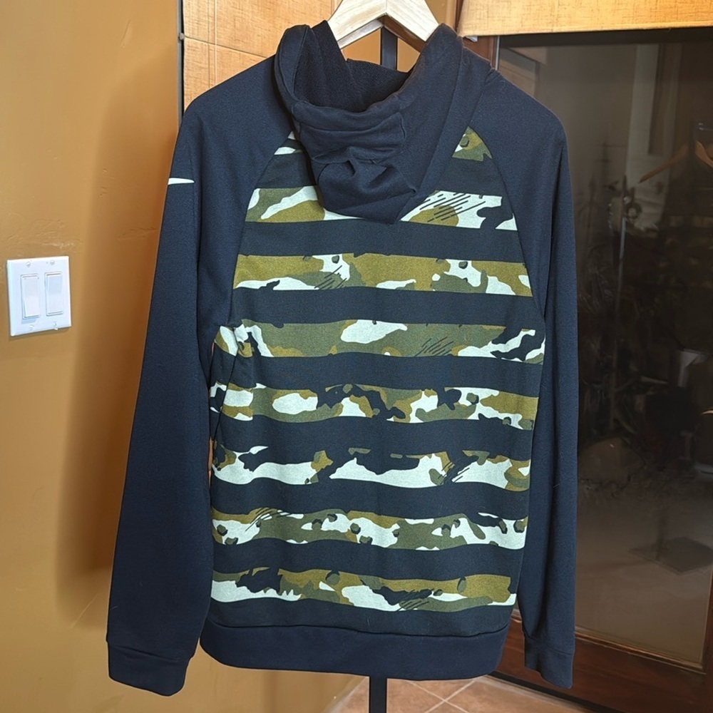 Nike Dri-Fit Camo Stripe Hoodie Mens Size Small Black Green Training Pullover - Picture 16 of 16